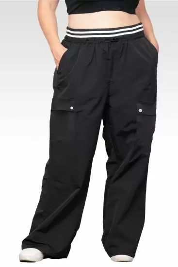 Plus Size Pull-On Wide Leg Cargo Trousers