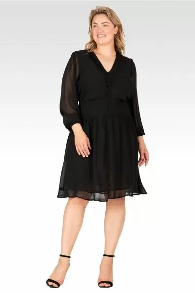 Adelsa Plus Size Women's Little Black Dress