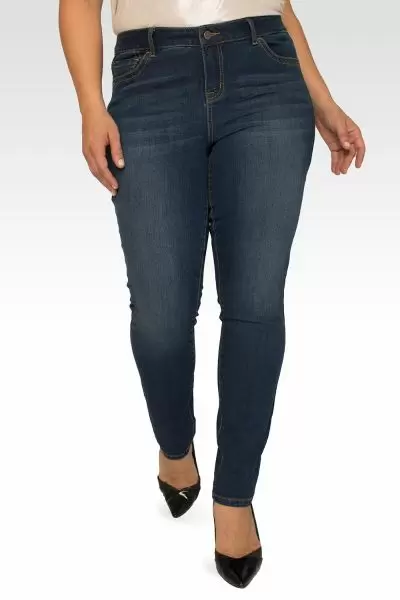 S&P Plus Size Elizabeth Basic 5-Pocket Style Skinny Jean