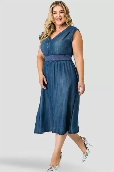 Plus-Size Denim Dress Shopping Guide
